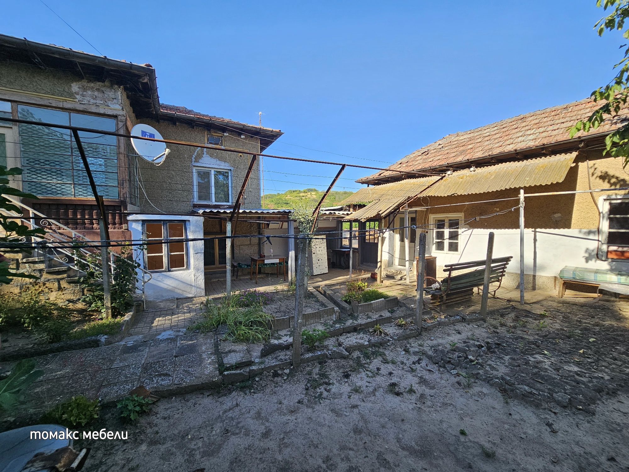 Собственик продава двуетажна къща в село Пиргово