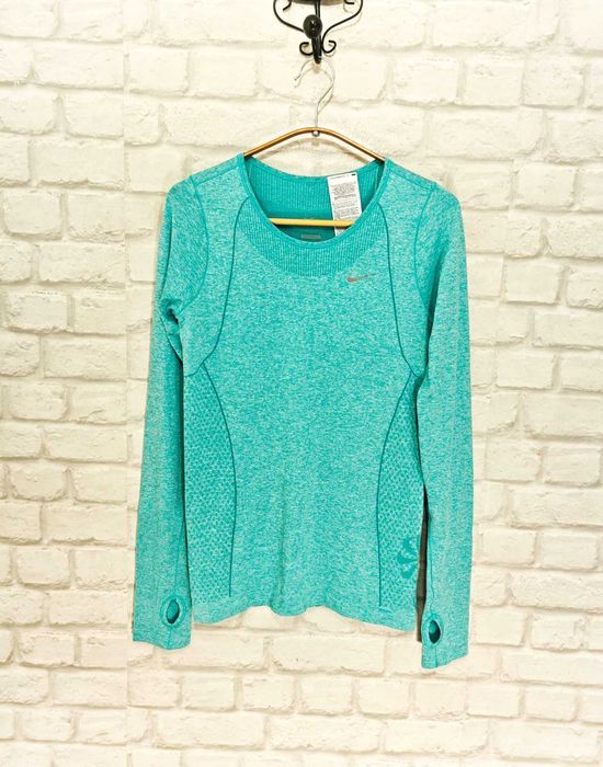 NIKE Оригинална дамска фланелка за фитнес / тичане размер S