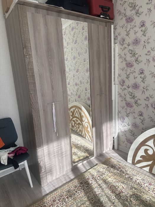Продам шкаф платянной