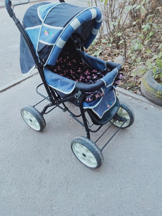 Продам детскую коляску