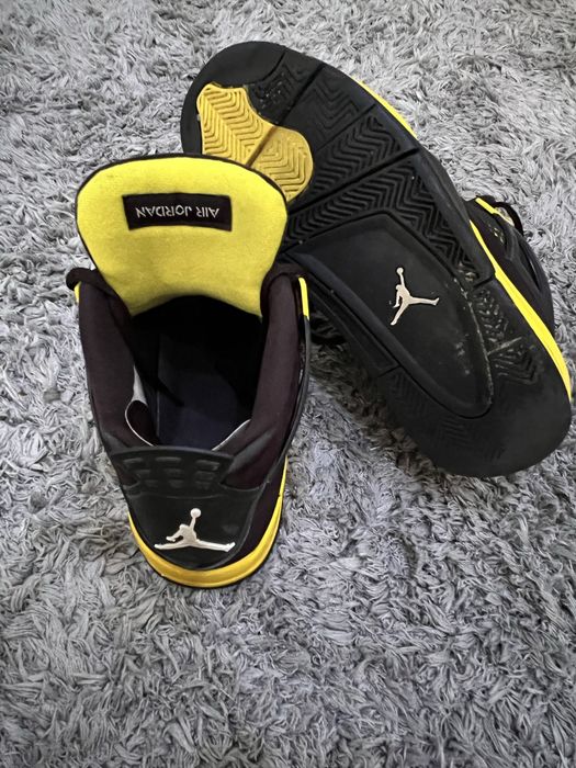 Jordan 4 retro yellow thunder