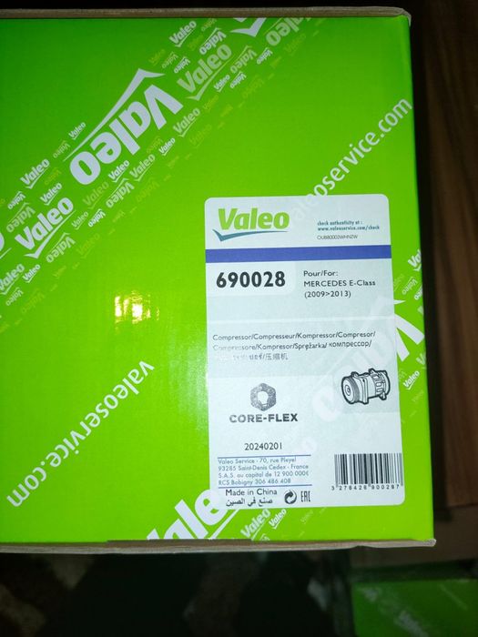 Compresor clima Mercedes clasa C E Gls Glk motor 3.0. 690028
