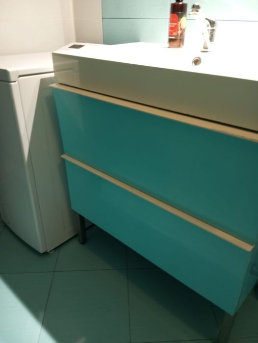 Se vând toate trei împreună!