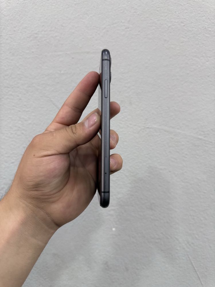 Iphone Xr 128gb naxtga va nasiyaga