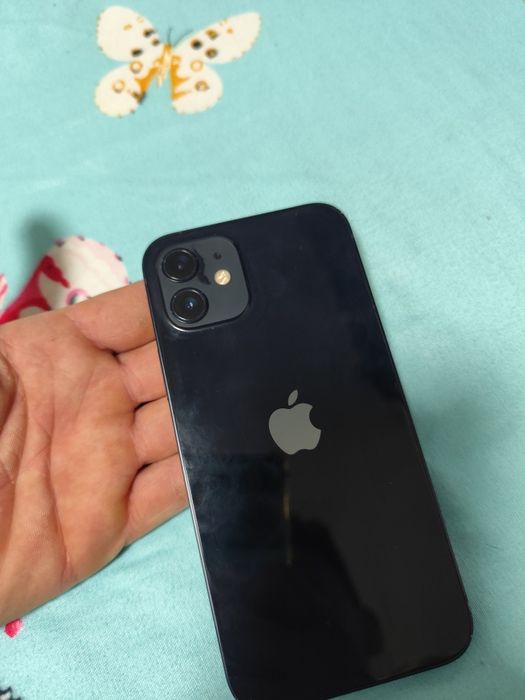 iPhone 12 black 64gb