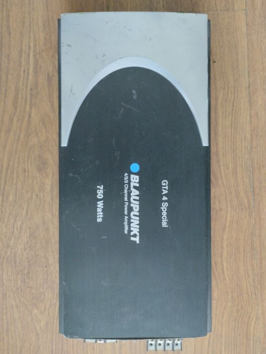 Субуфер Sony Exploit и Усилвател Blakpunt