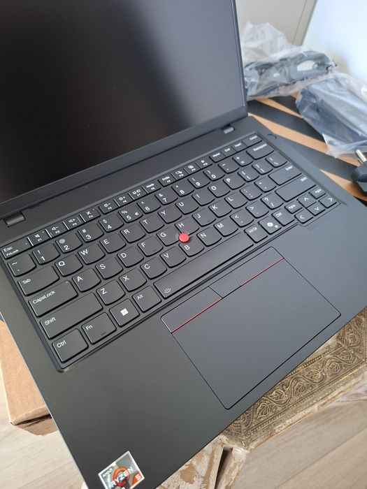 Thinkpad L14 Gen 5, 14"Fhd, Ryzen 7535u, 16Gb, 512Ssd