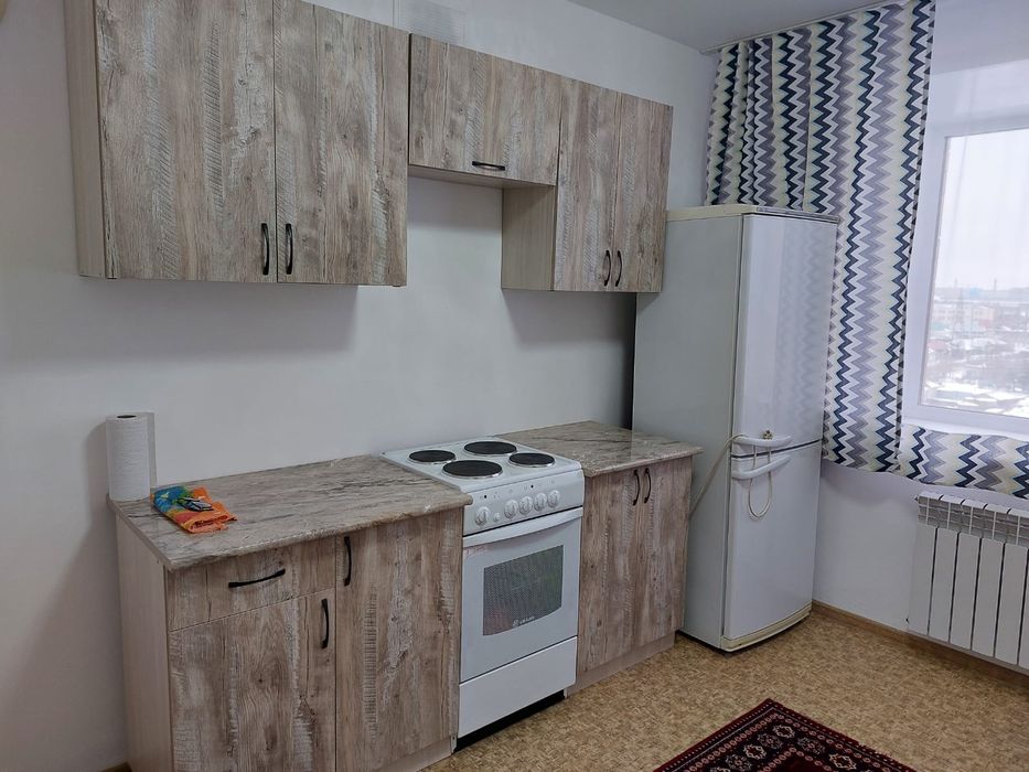 Продам  3 комнатную квартиру, ДСР.М.Горького 20