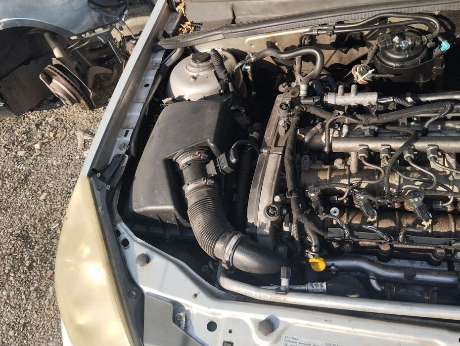 Dezmembrari  Opel VECTRA C  2002  > 2009 1.9 CDTI Motorina
