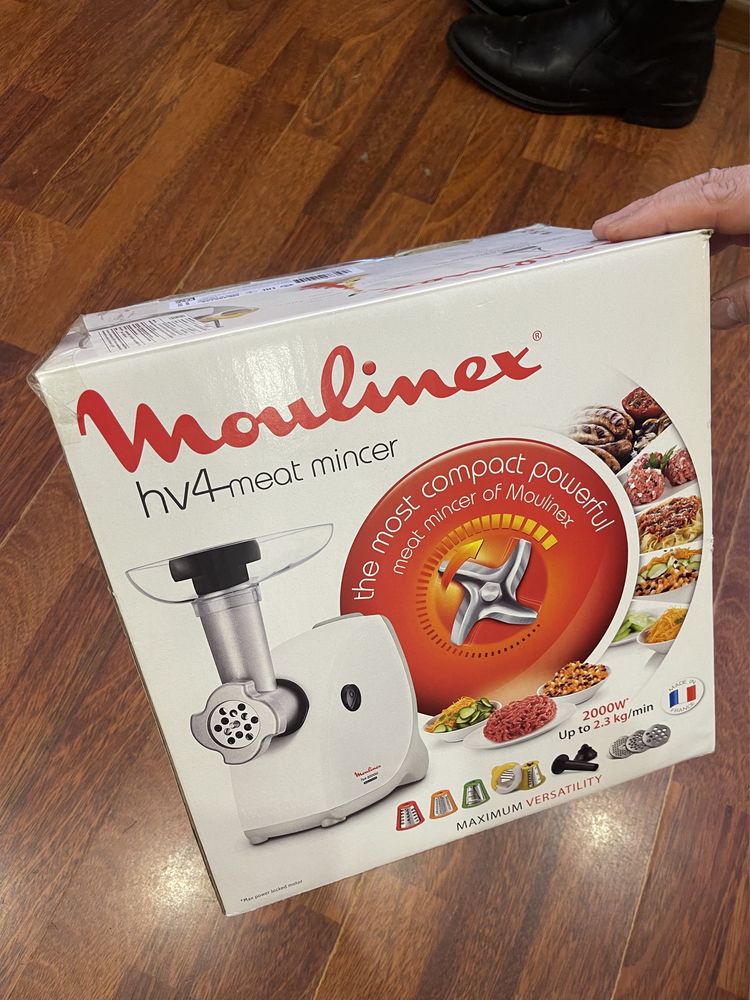 Мясорубка Moulinex hv4