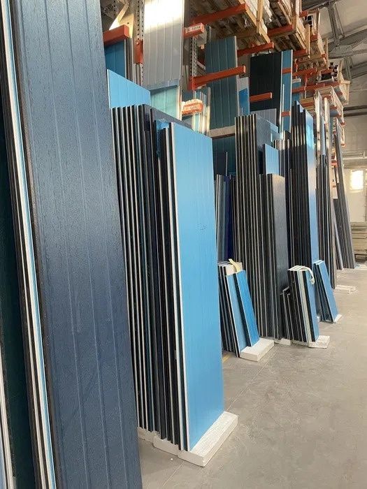 Сендвич панели (от секционных ворот)