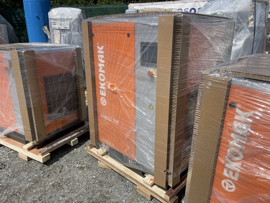 Compresor cu surub EKOMAK 30hp /22kw Inverter -Magneti permanenti