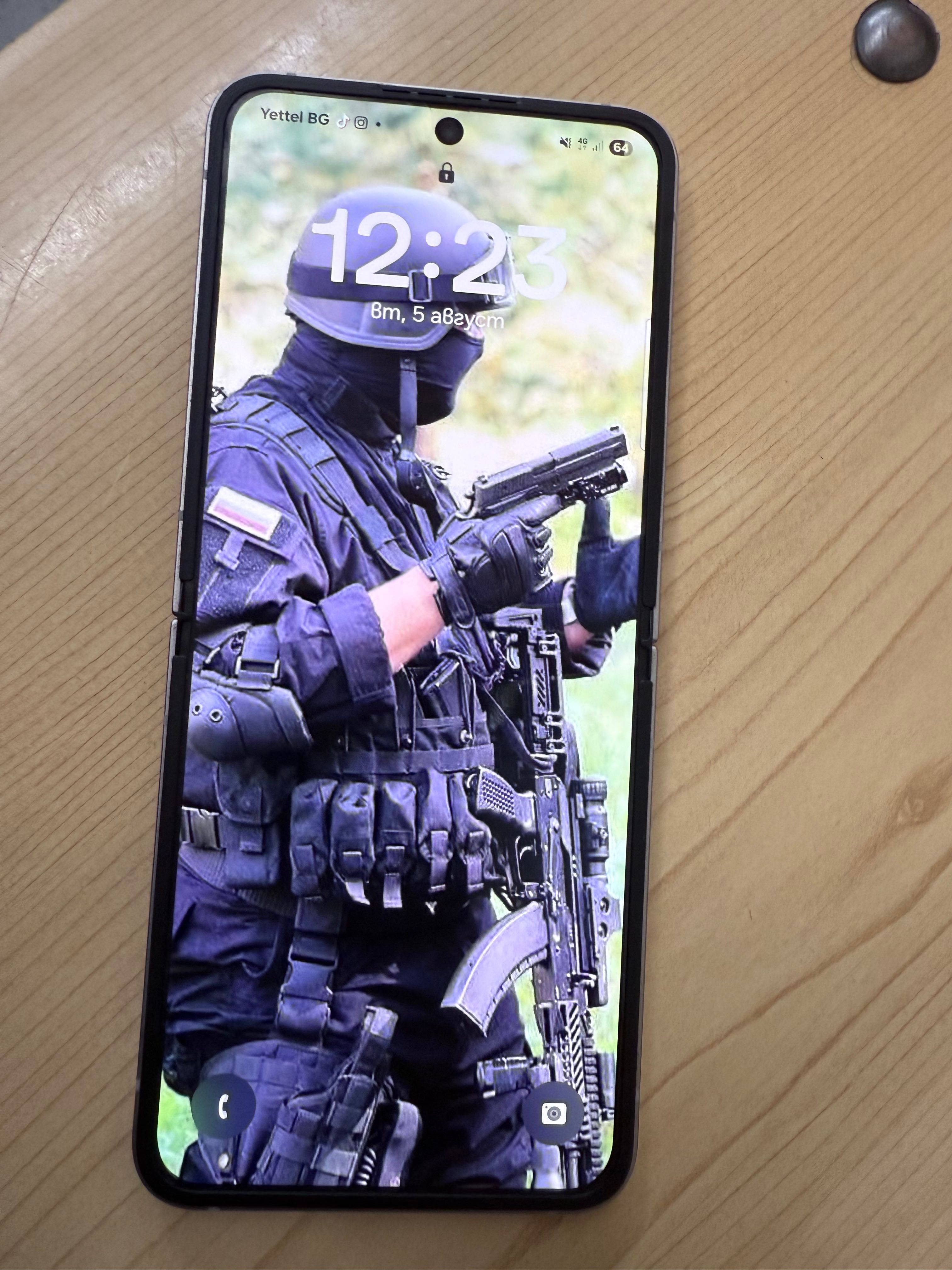 Samsung z flip 6