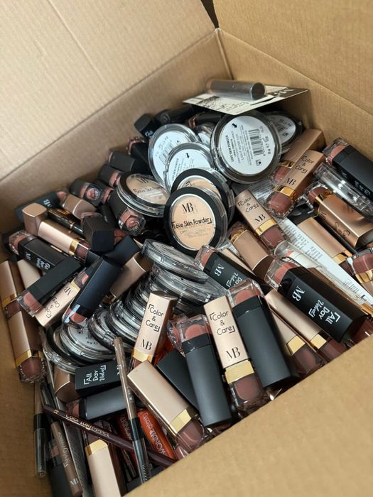 Lot machaije MB milano 2000 bucati