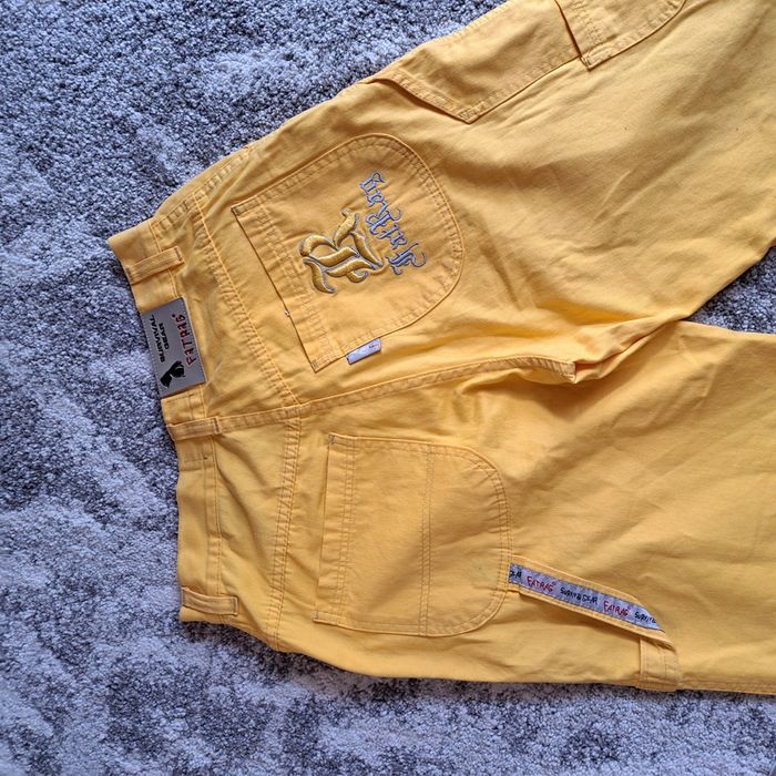 Продавам 7/8 -и панталони.Размер 176