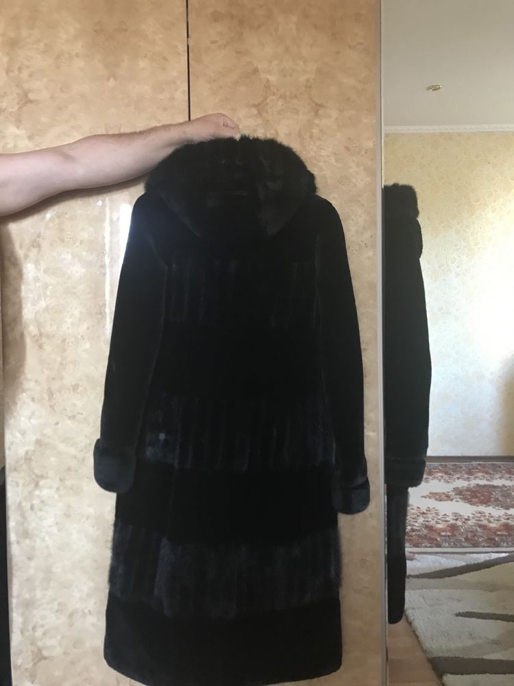 Шуба мутоновая….