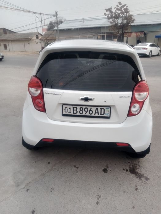 Srochni sotiladi gazi bor