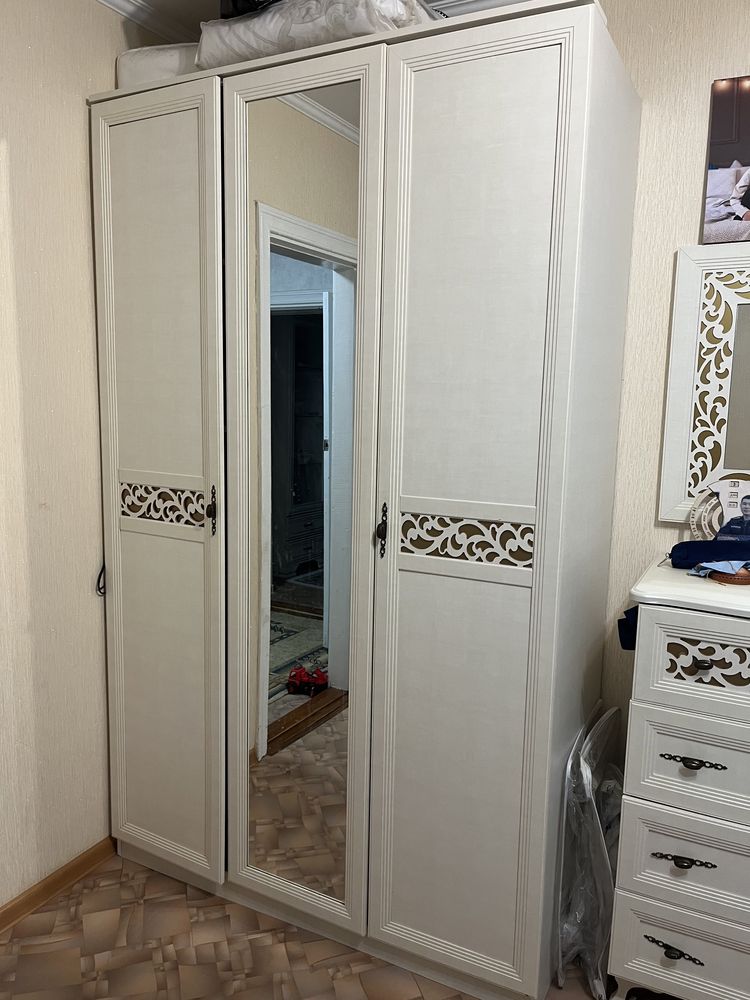 Продам шкаф в отличном состоянии