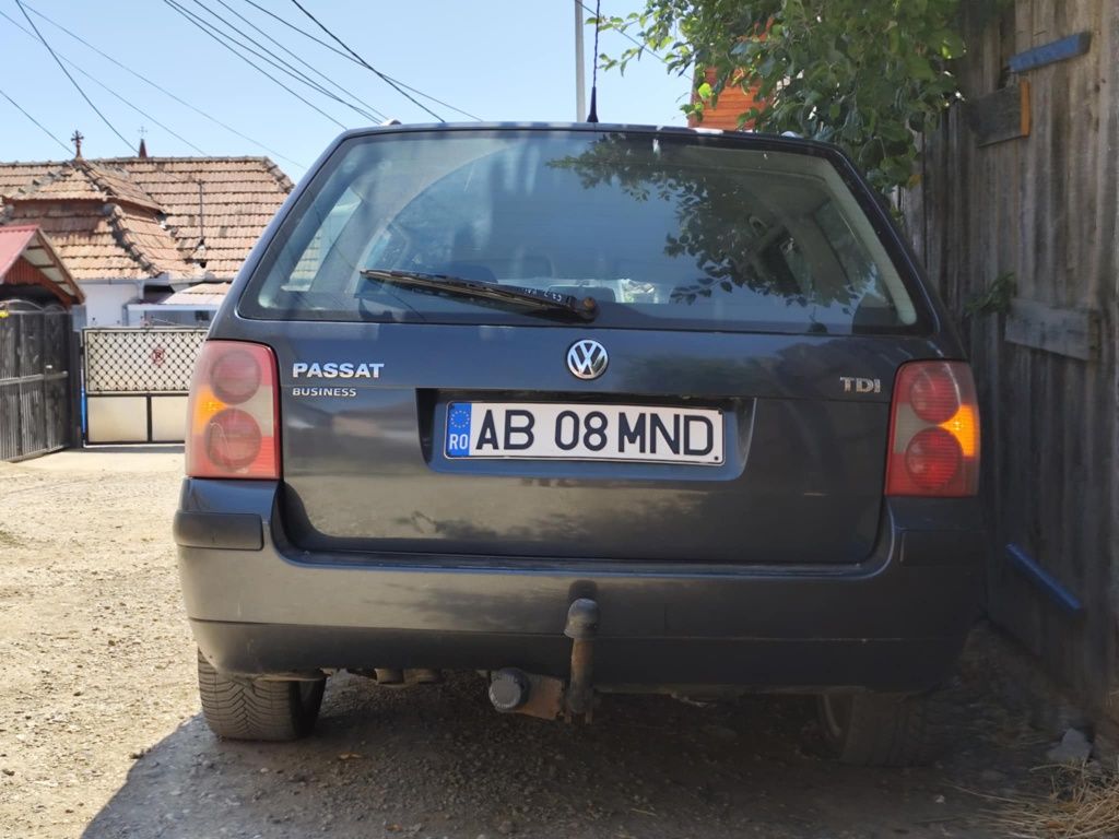 Vand VW passat b5.5 1.9tdi 131cp an 2003