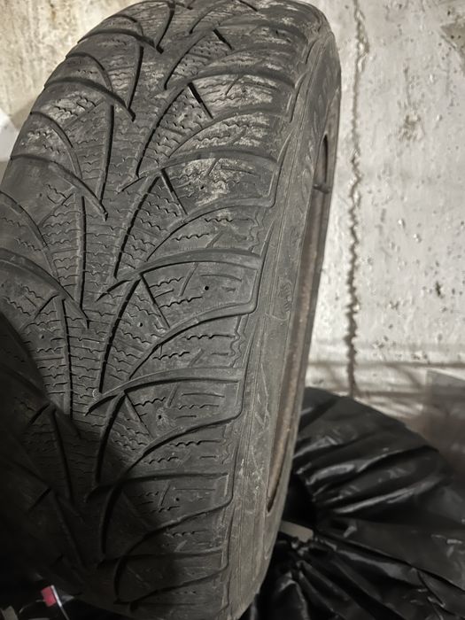 2 cauciucuri iarna cu janta inclus 195/55/16 (WV, Skoda, Audi)