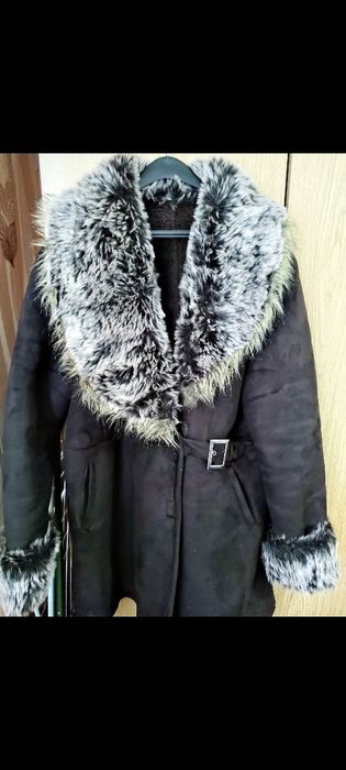 Велурено дамско палто