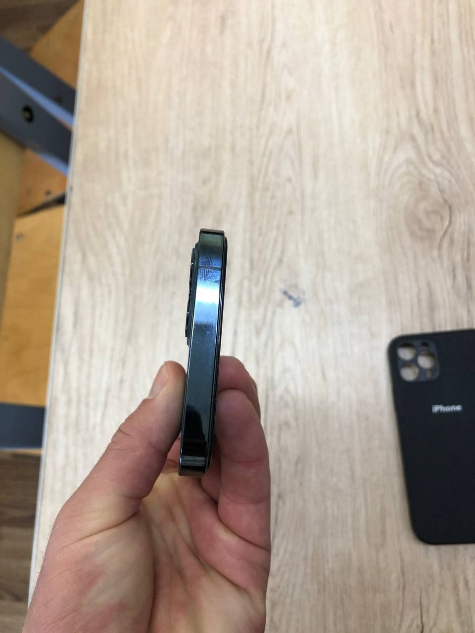 IPHONE 12pro Srochno sotiladi