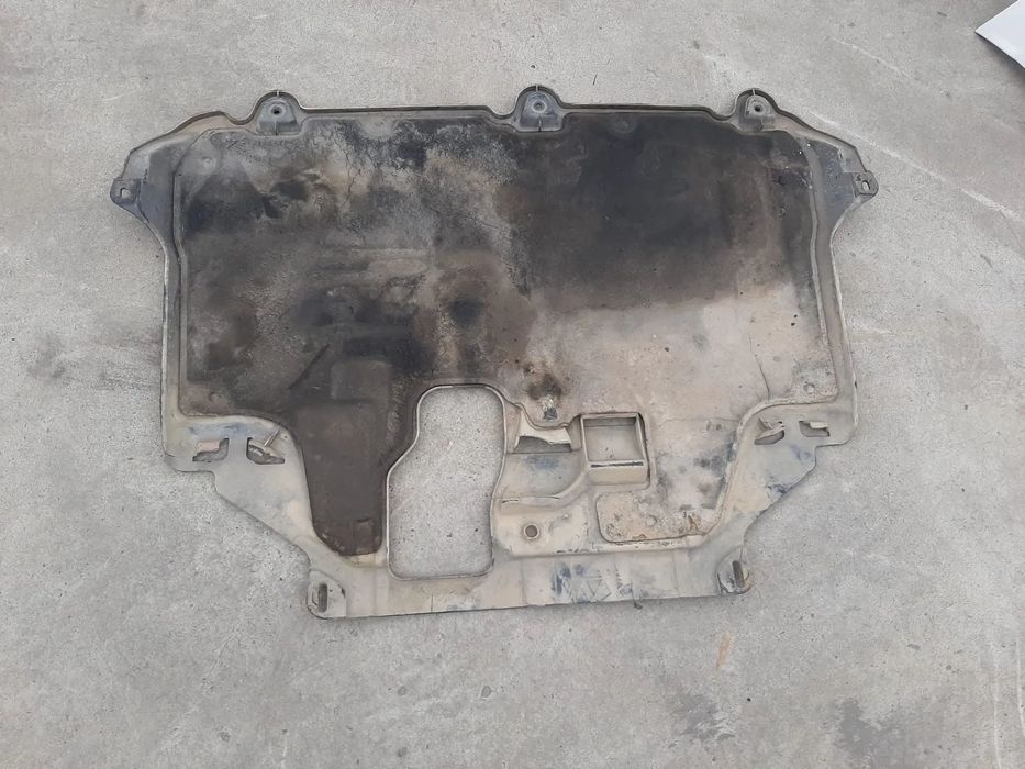 scut motor plastic ford kuga 1  2.0 tdci  4x4