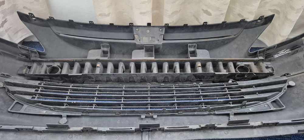 Bara față Peugeot 307 neagra cu spalatoare nfl / nonfacelift