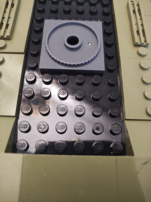 Лего Танк с человечками