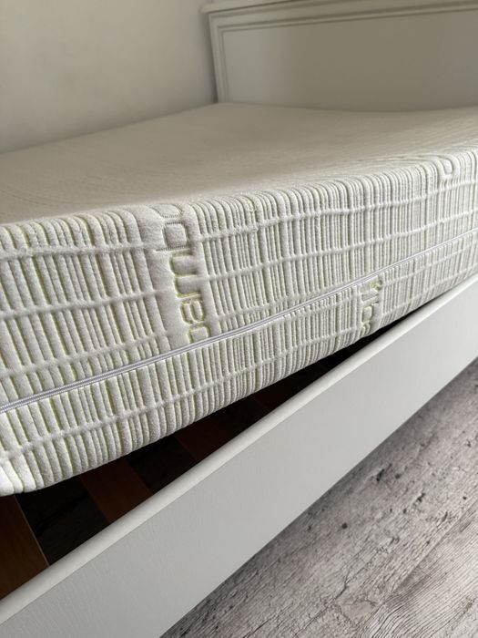 Vand Dulap Mobexpert,pat si comoda.