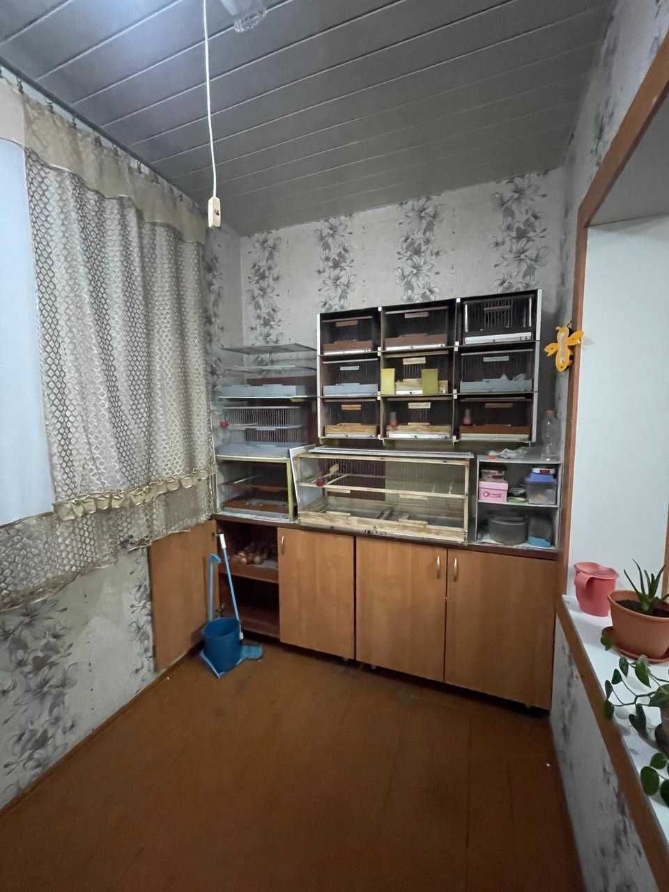 Продаётся 3х комнатная квартира на куйлюк 6 массив(12)