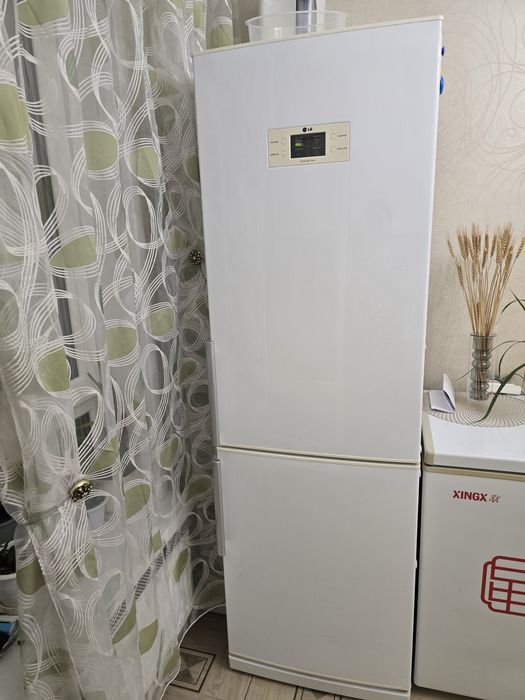 Продам холодильник в хорошем состоянии работающий недорого