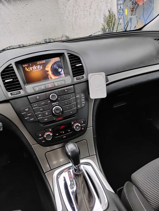 De vânzare Opel insignia