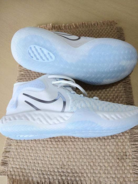 Nike KD Trey 5 VIII