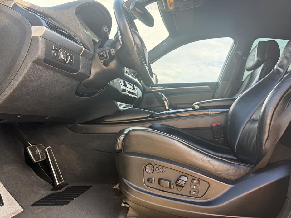Vand BMW  X6   Model E71 an fabricatie  2013