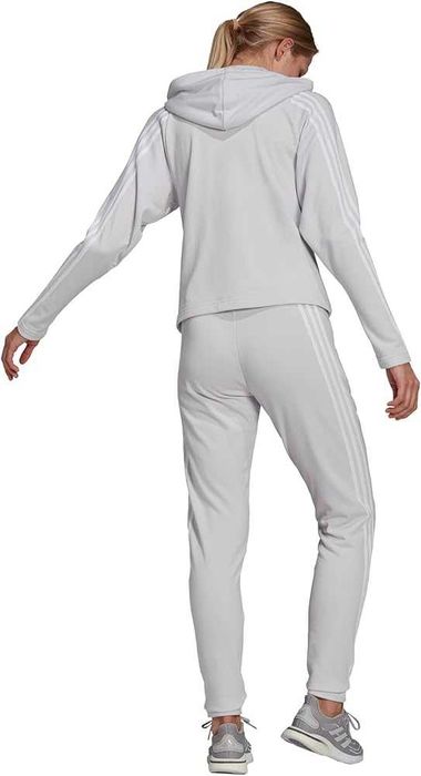 Дамски спортен екип Adidas performance