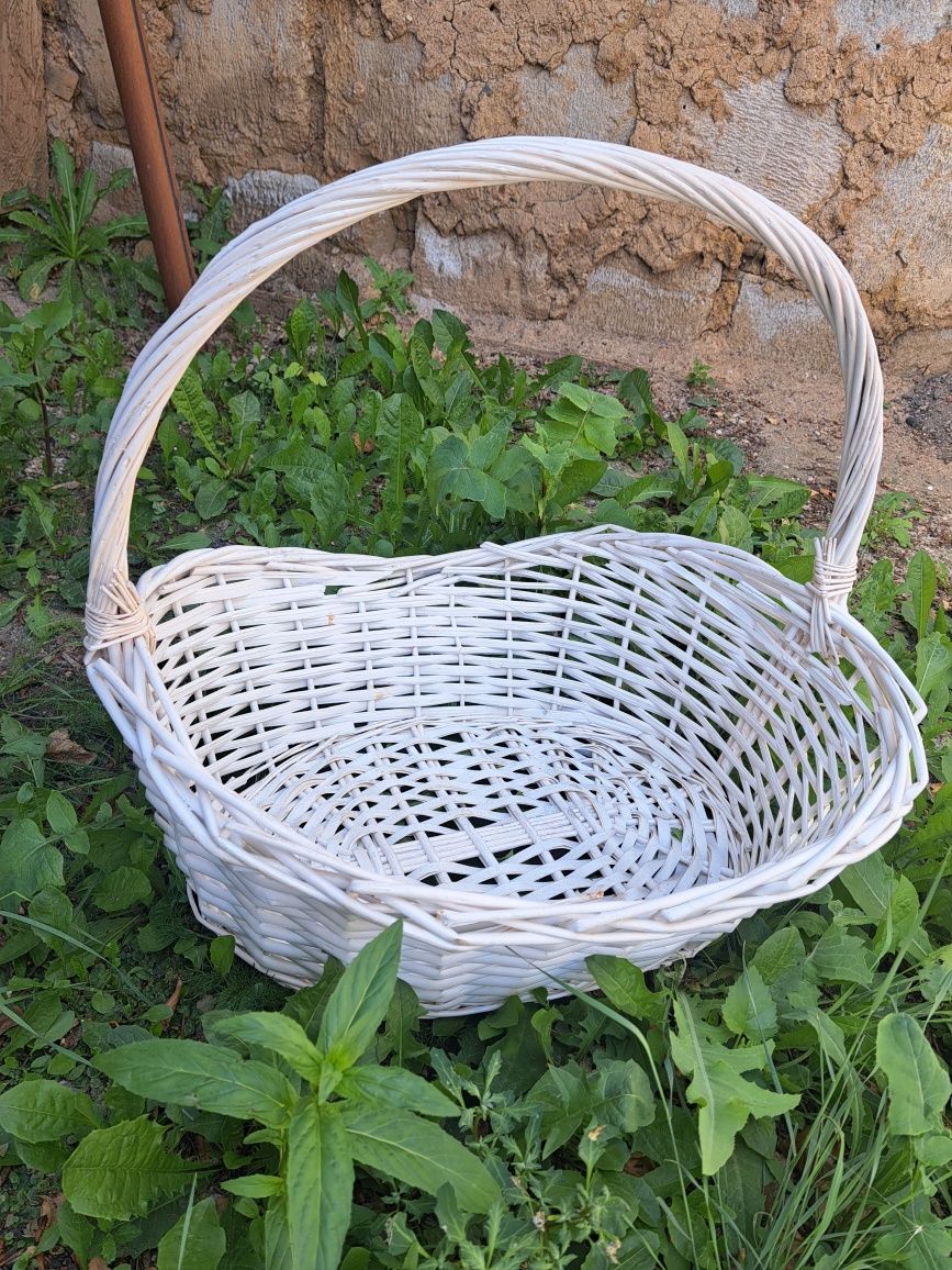 Продам  новую корзину