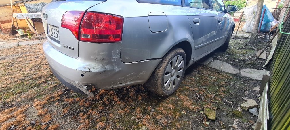 Audi A4 B7 avariat