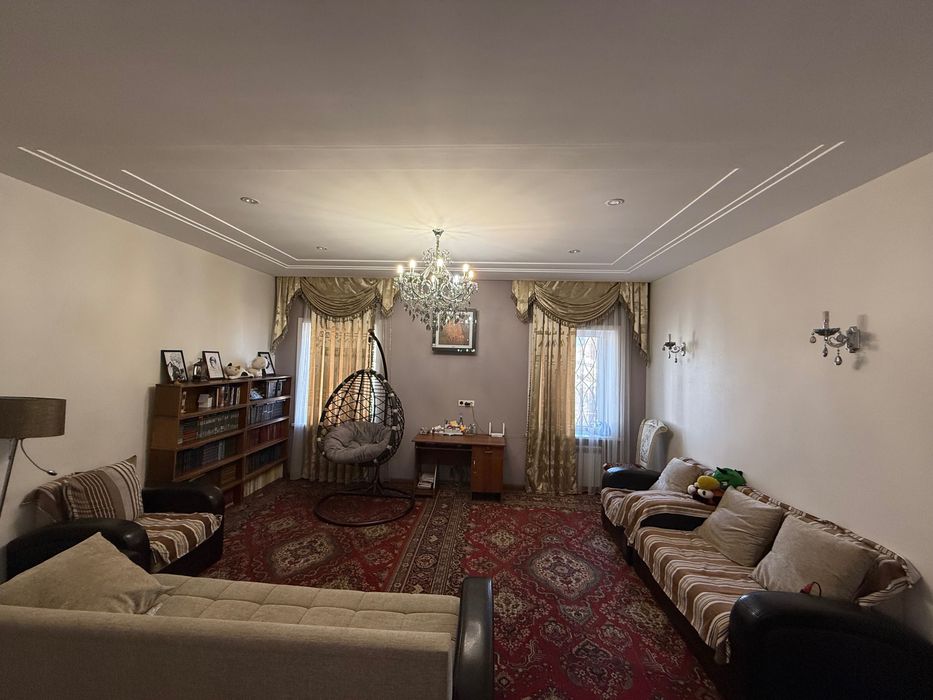 Продаётся дом в Мирзо-Улугбекском районе