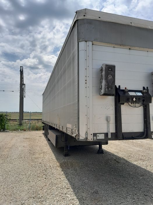 Semiremorca schwarzmuller