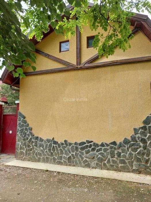 Vand/schimb casa 3 camere renovata recent