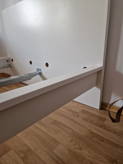 Pat Ikea 140x200 Malm cu tot cu somiera