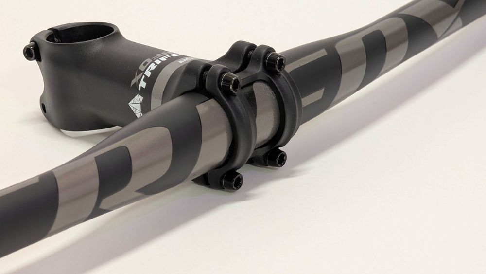 Ghidon carbon Trifox flat 740 mm cu pipa aluminiu usoara Trifox 80 mm