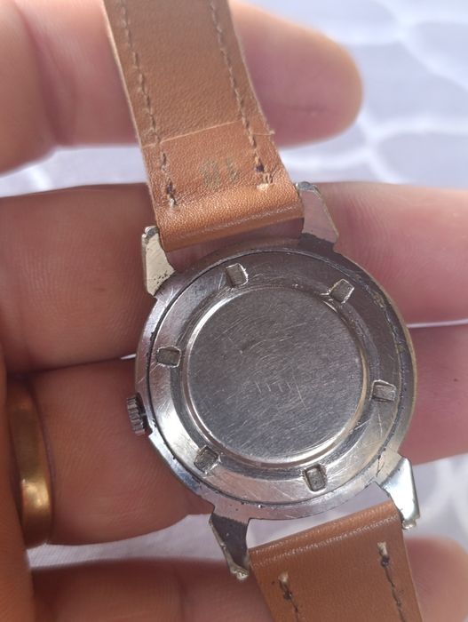 Ceas sovietic Sputnik aniversar