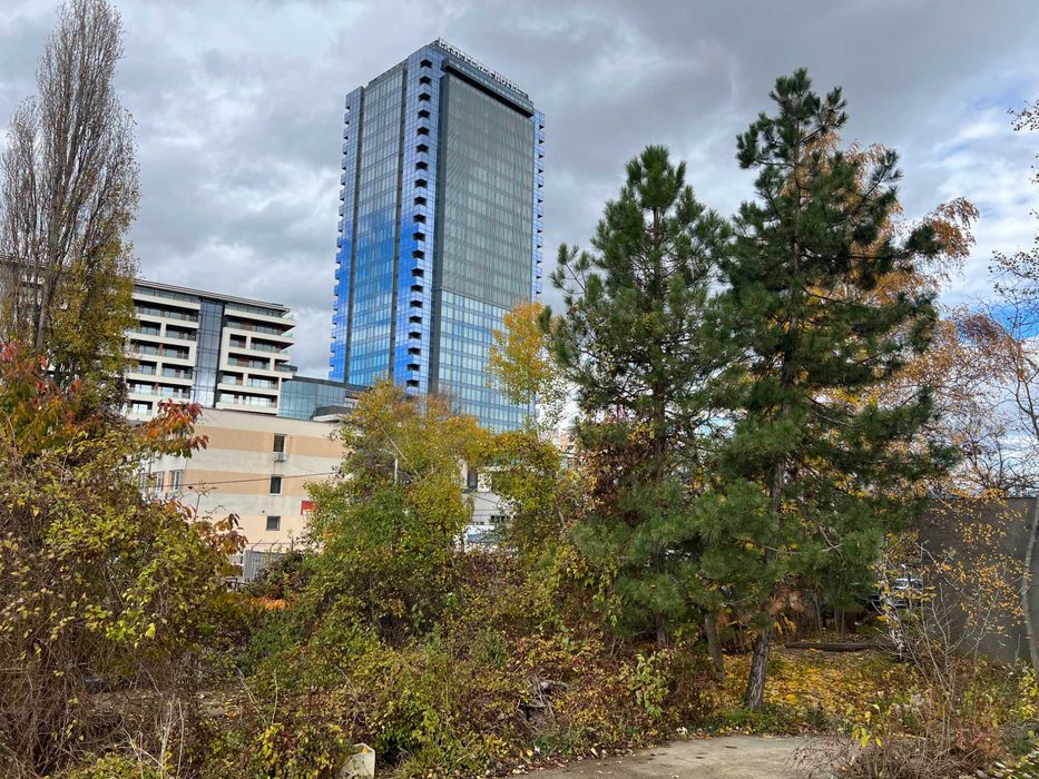 Гараж кв. Изток ул. Д-р Любен Русев