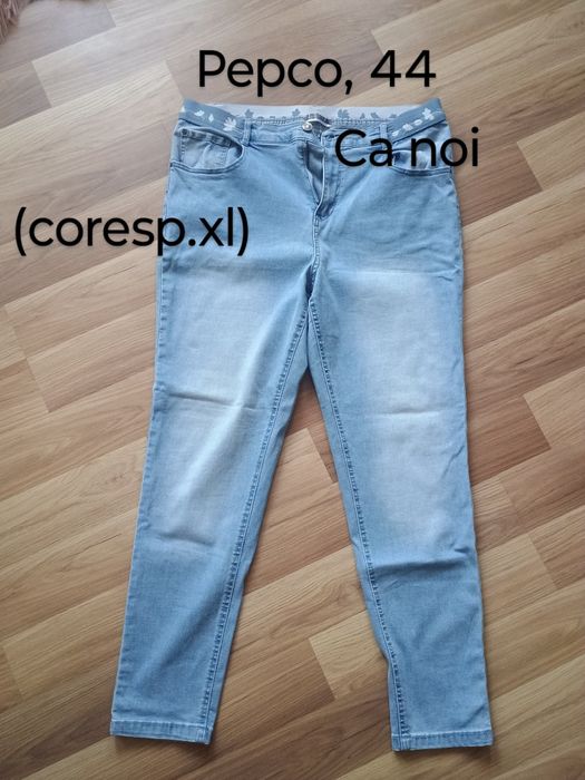 Vând blugi femei, xl