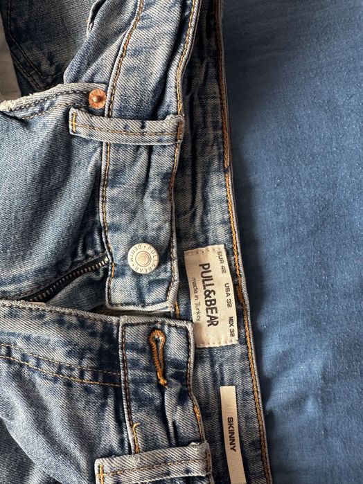 Мъжки дънки Pull & Bear