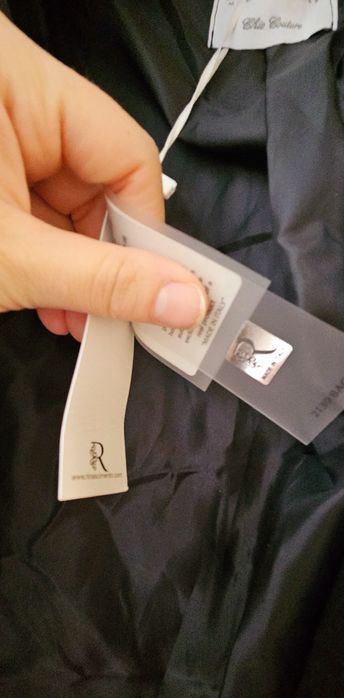 Чисто нови палто Rinascimento