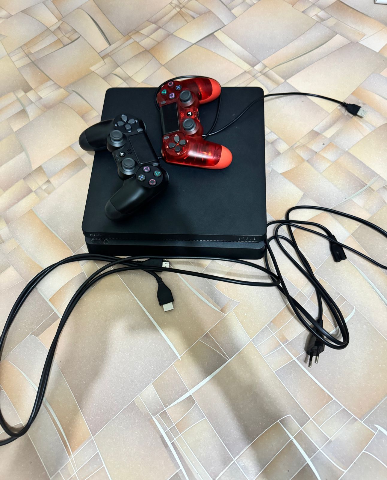 Продам ps4 slim 500гб