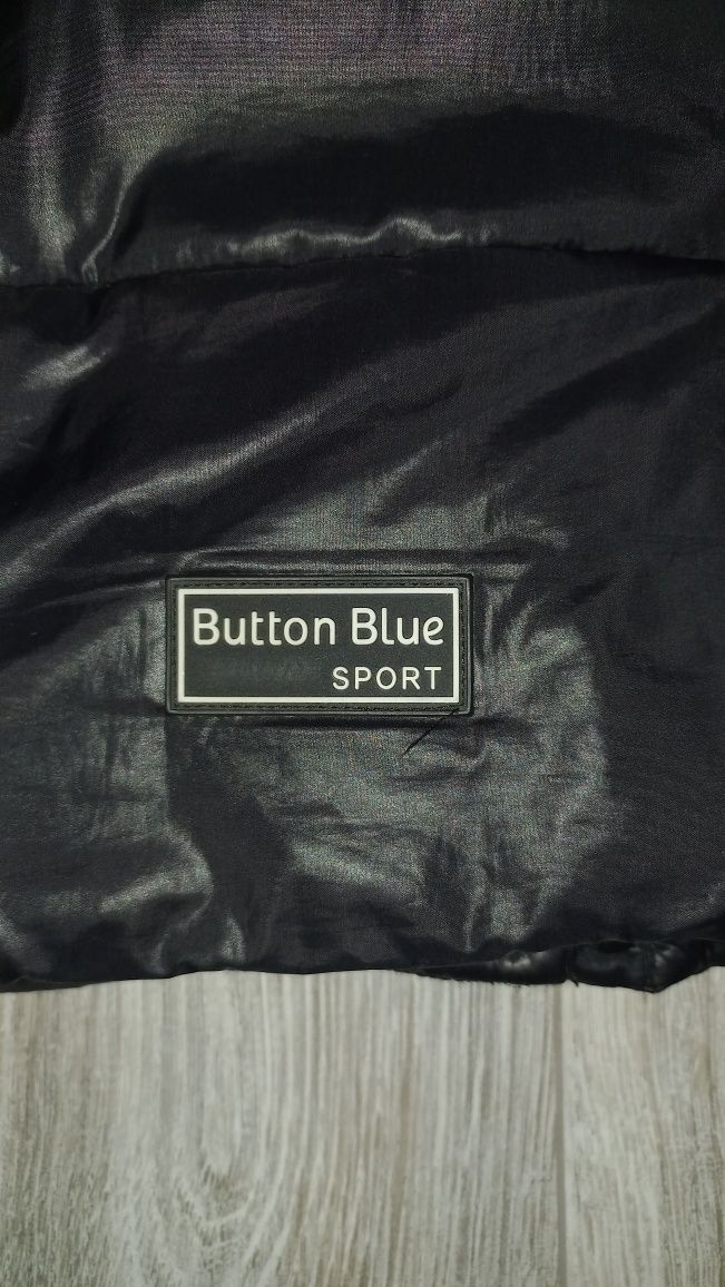 Продам зимнее пальто фирмы  Button Blue